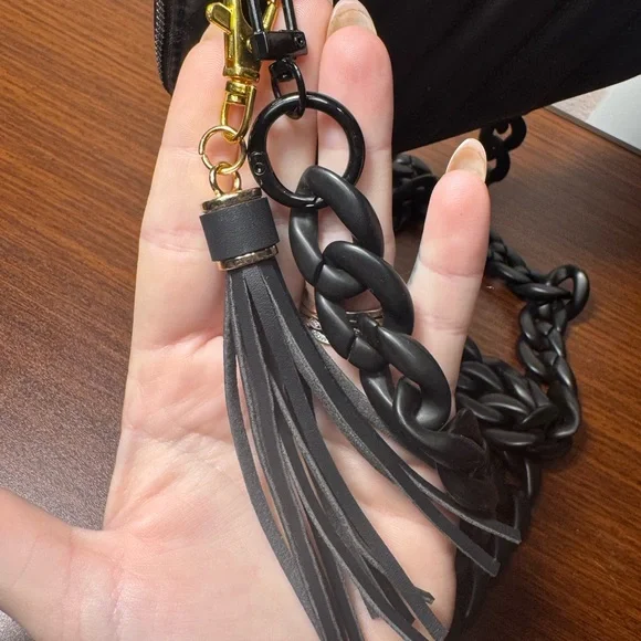 YSL converted crossbody beauty bag Black Quilted Chain Shoulder Bag NWOT - Picture 5 of 6